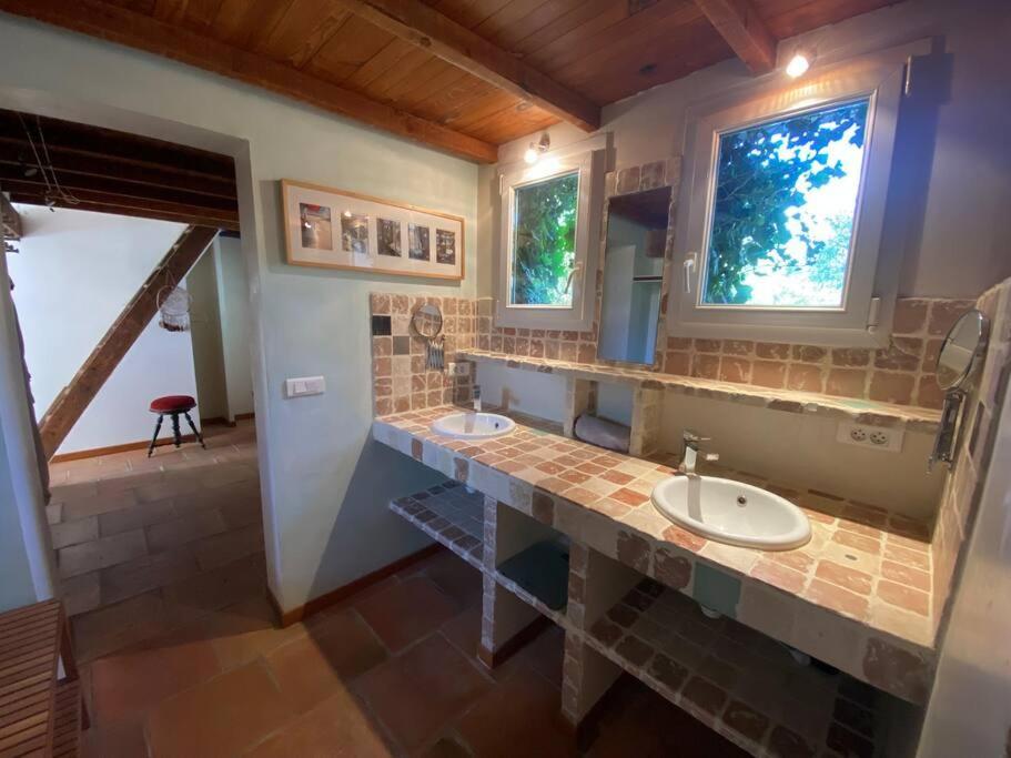 Petit Mas Calme Typique Du Sud ! Villa Valergues Exterior foto